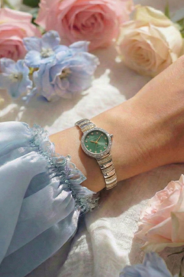 Modaselvim CLOCK Accessory 8851CLSK1184 Silver & Emerald