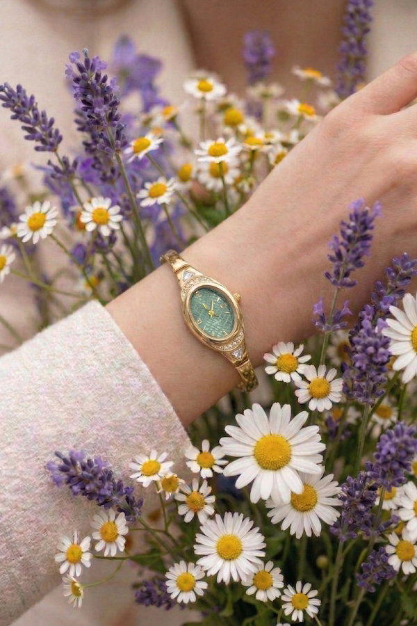 Modaselvim CLOCK Accessory 9047CLSK1184 Gold&Emerald