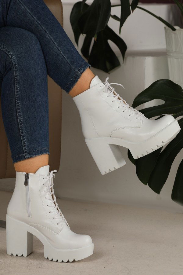 Boots 161AZR821 White - 2