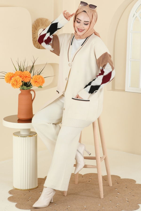 Modaselvim الاطقم طقم بيج 01318MT581