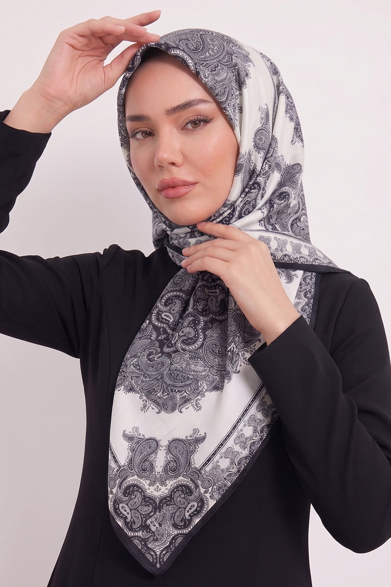 Ebru Desen Eşarp Serisi 216AFV475 Ekru&Siyah