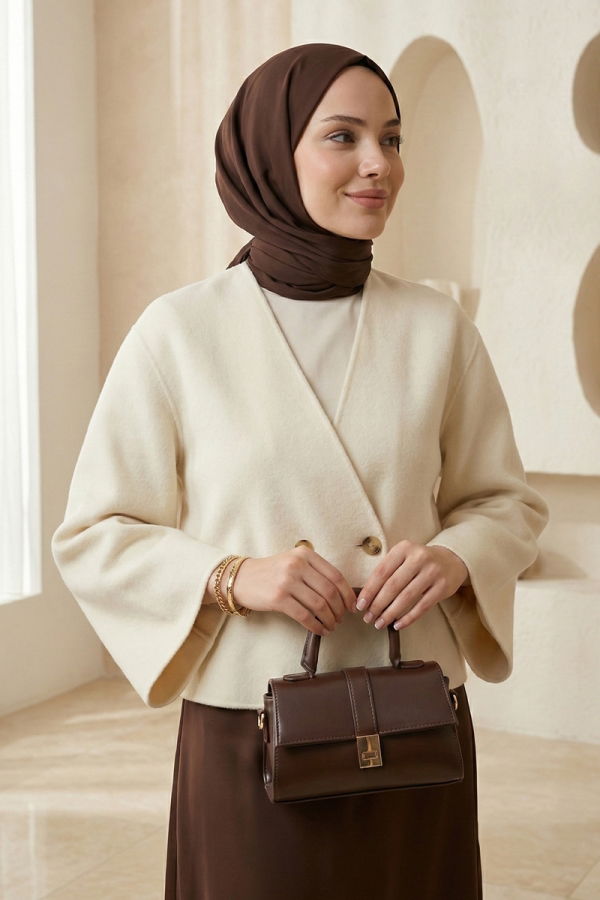 Modaselvim ÇANTA/CÜZDAN Kilit Detaylı Minimal Kadın Çantası 105MERK1193 Kahve