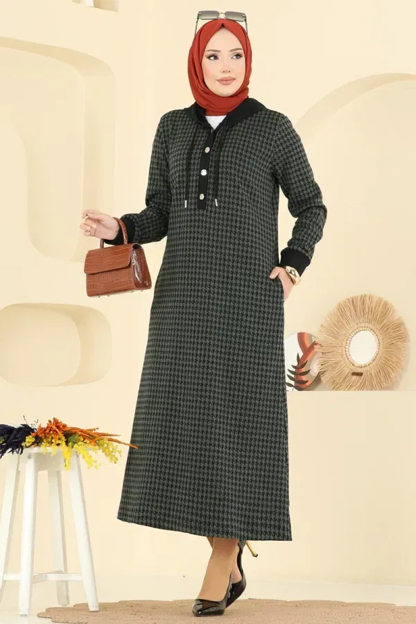 Kışlık Tesettür Elbise Nedir?