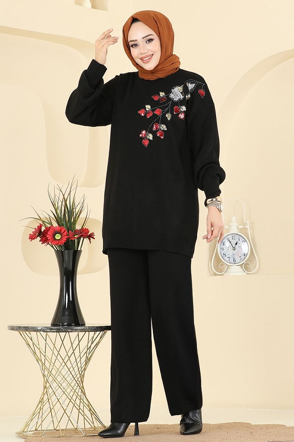 M.T. - Pul İşlemeli Triko Takım 1101MT581 Siyah