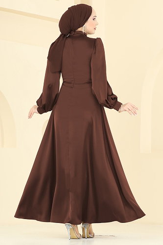 moda selvim Saten Broş Detaylı Abiye 5803EDFK1198 Açık Kahve - Thumbnail