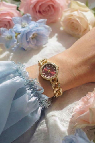 C.L.S.K. - Taşlı Şık Kol Saati 8853CLSK1184 Gold&Bordo