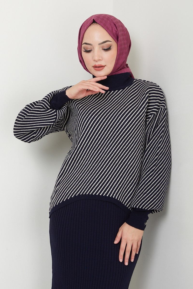 Asimetrik Çizgili Kazaklı Takım 9003UZ662 görsel 3