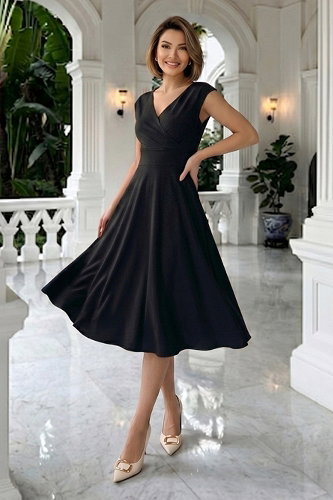 moda selvim V Yaka Krep Elbise 8585JNT1202 Siyah - Thumbnail